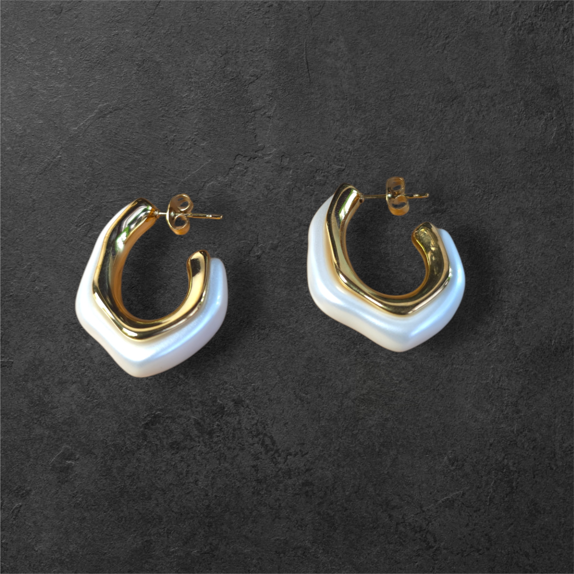Pendientes de Aro Elegantes y Clásicos