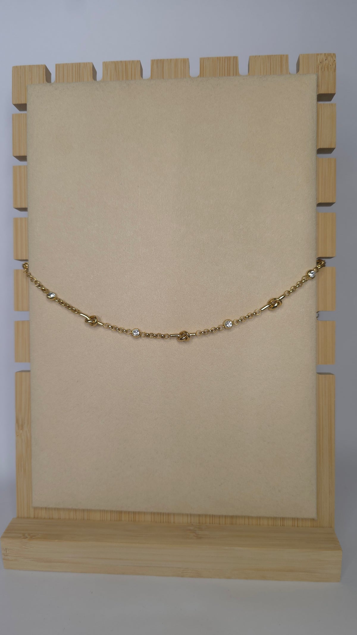 Conjunto collar trébol con aros redondos y pulsera