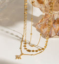 Collar con dije de estrella de tres capas