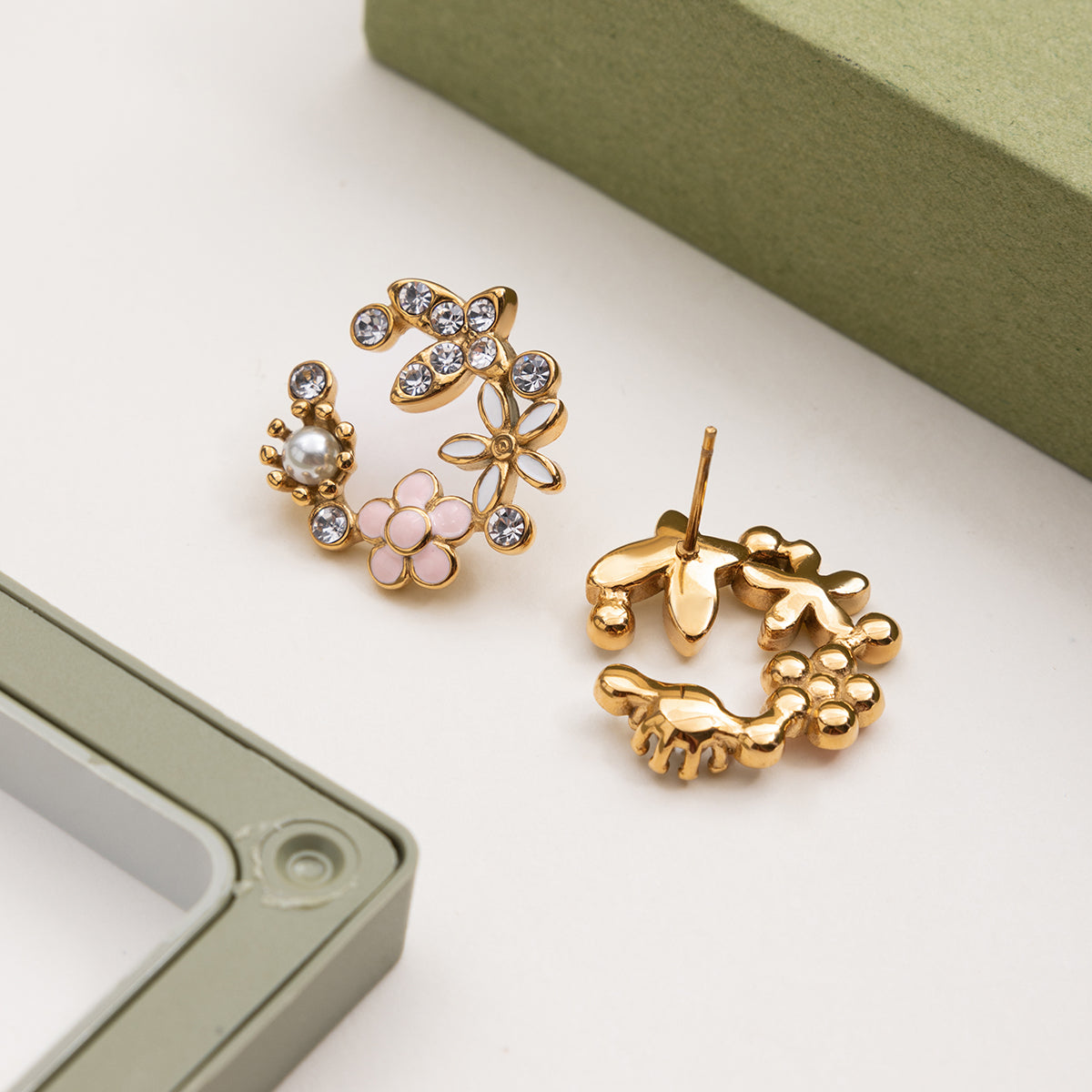 Pendientes de Flores y Mariposas